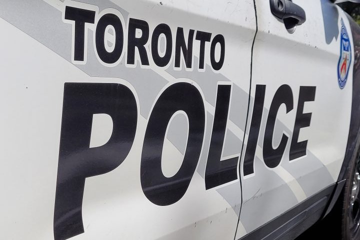 Man, 2 teens arrested in connection with Toronto armed robbery, police say