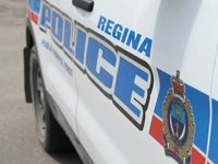 Regina police looking for 2 teenagers after bear spray incident at Wascana Lake
